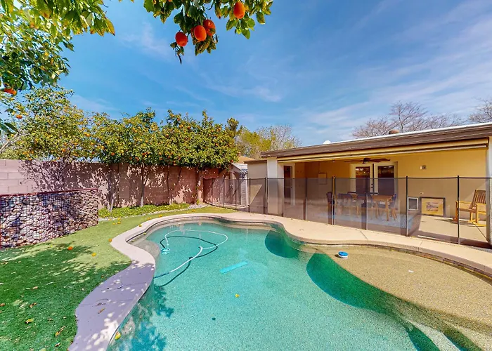 Holiday home Piestewa Getaway